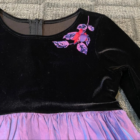 Girls Dress - Picture 3 of 5